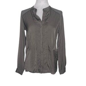 H&M Gray Pintuck Pleated Collarless Long Sleeve Blouse Size 6 US